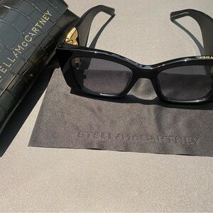 NWT - Stella McCartney Falabella Butterfly Sunglasses